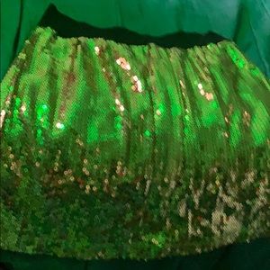Glittery gold skirt